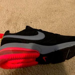 Nike Mens Air Max 270 Futura,In very good condition,Size:Us 7.5